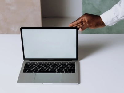 second hand macbook in dubai