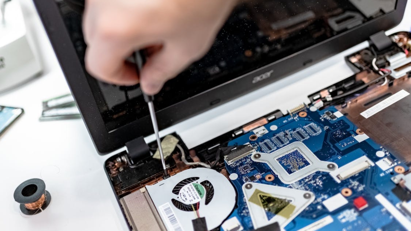 Laptop Repair in Bur Dubai